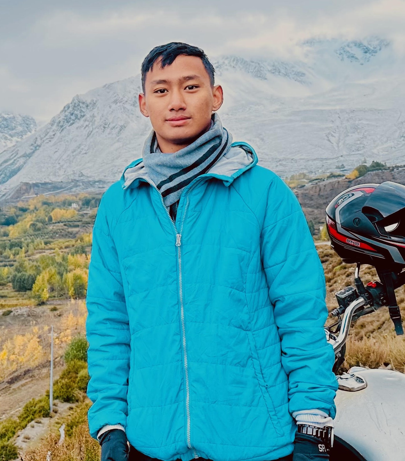 Roshan Lama
